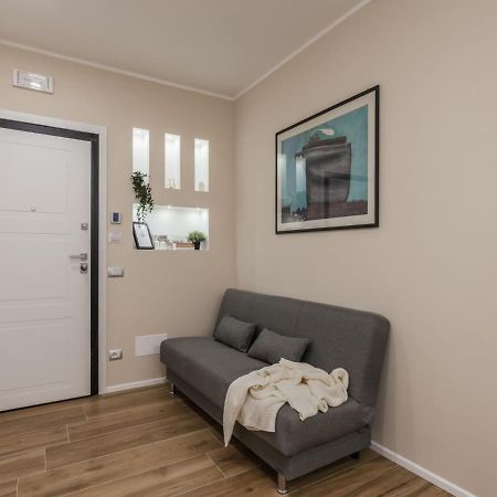 The Best Rent - Modern Three-Bedroom Apartment A Few Steps From The Colosseum Exteriör bild