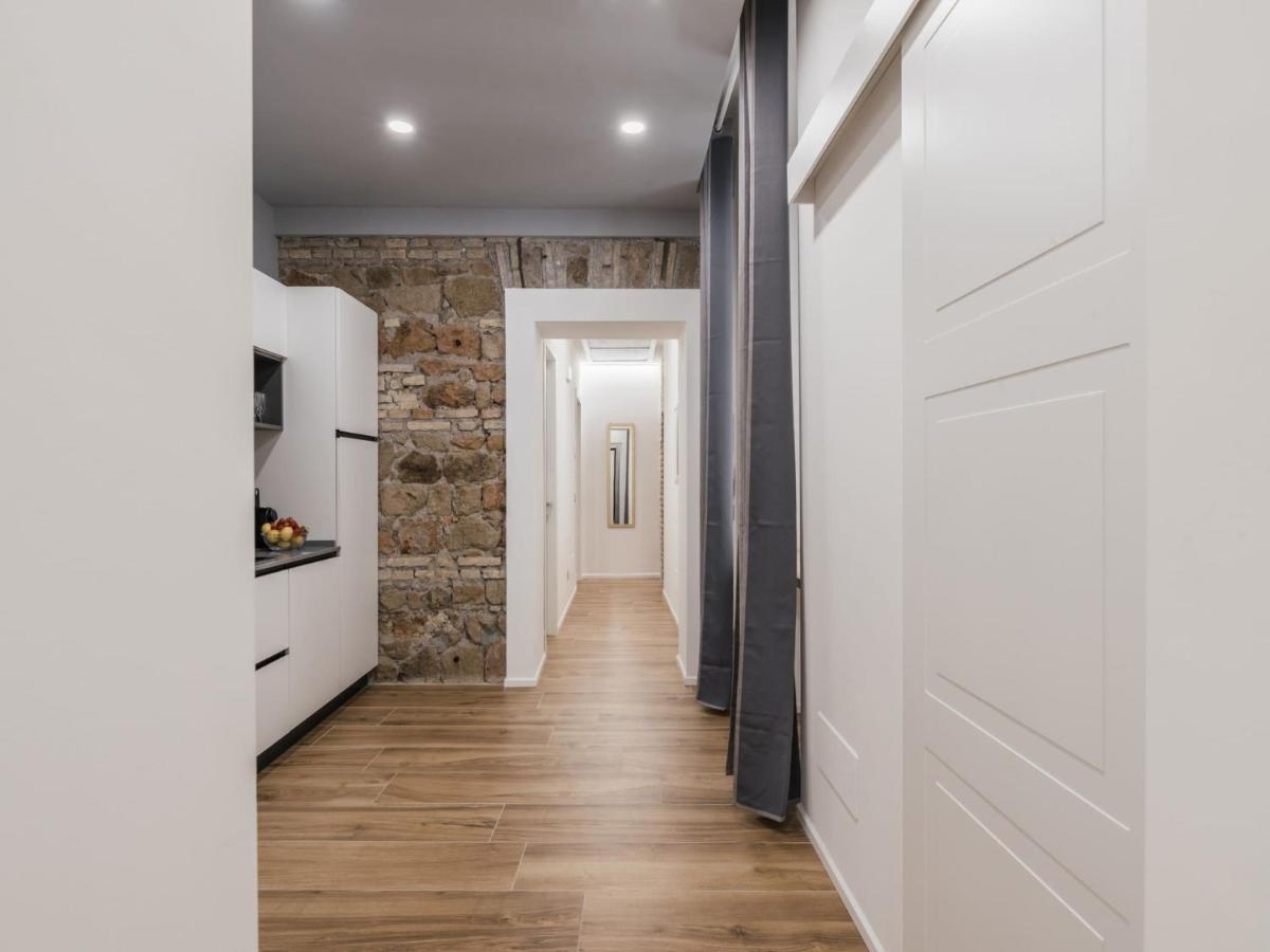 The Best Rent - Modern Three-Bedroom Apartment A Few Steps From The Colosseum Exteriör bild