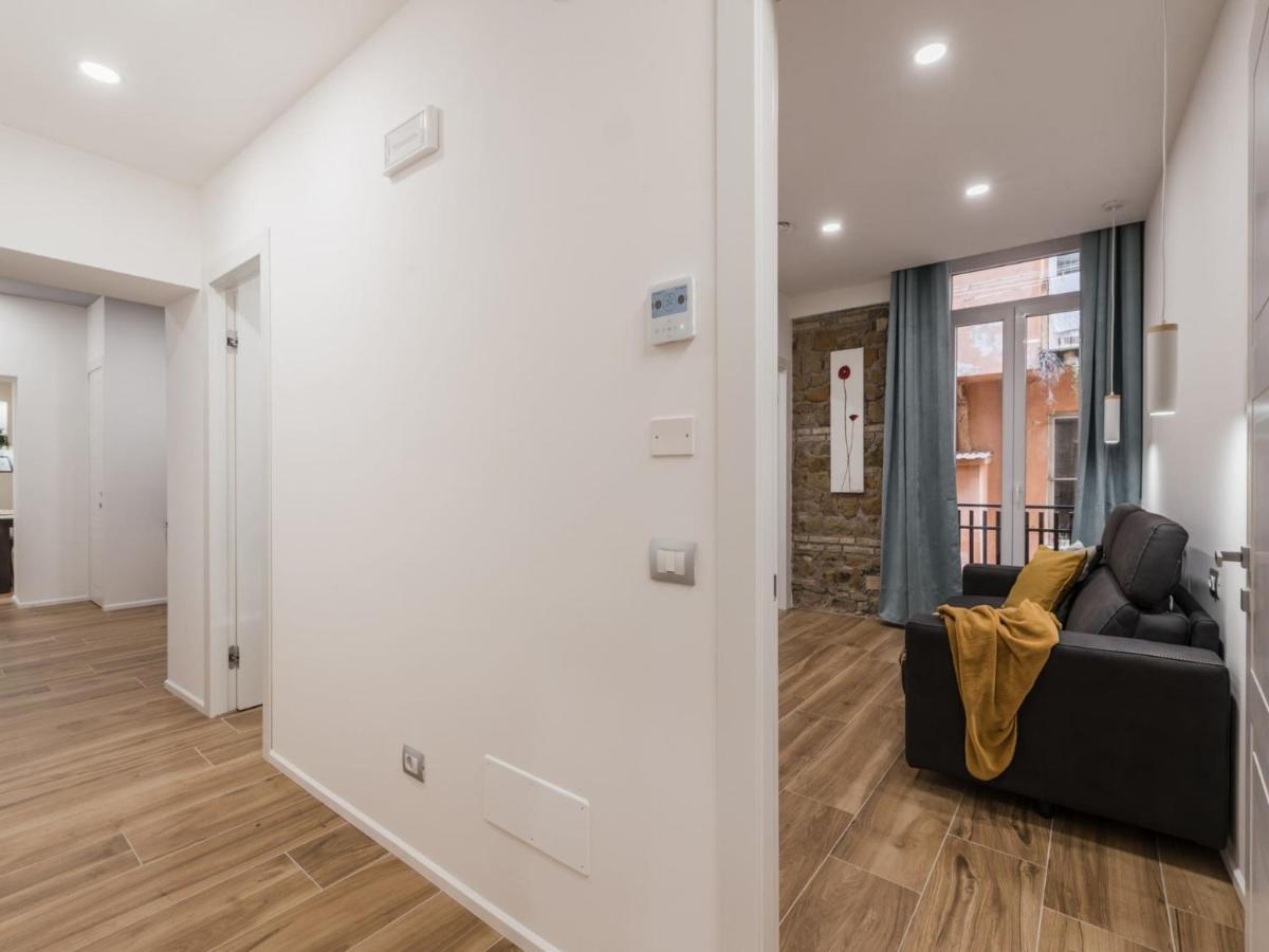 The Best Rent - Modern Three-Bedroom Apartment A Few Steps From The Colosseum Exteriör bild