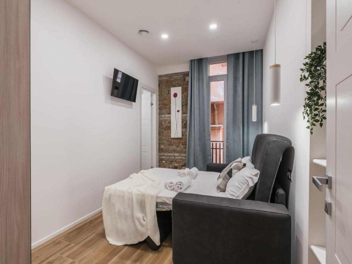 The Best Rent - Modern Three-Bedroom Apartment A Few Steps From The Colosseum Exteriör bild